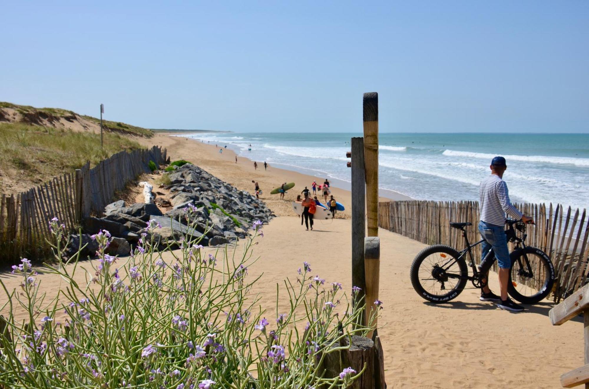 Camping Le Clos Des Pins Longeville-sur-Mer Ngoại thất bức ảnh